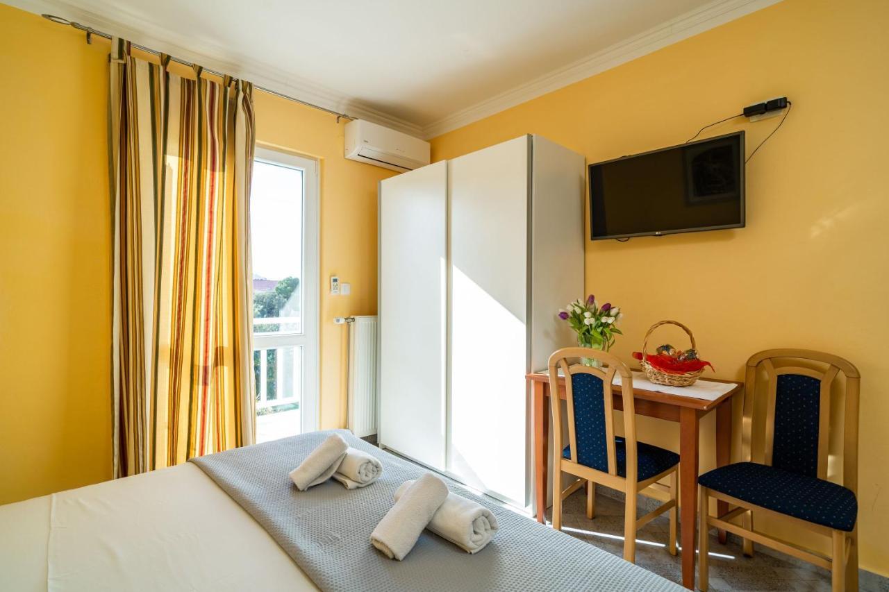 Apartmani Niki Zvekovica 챠브타트 외부 사진