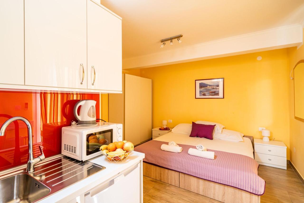 Apartmani Niki Zvekovica 챠브타트 외부 사진