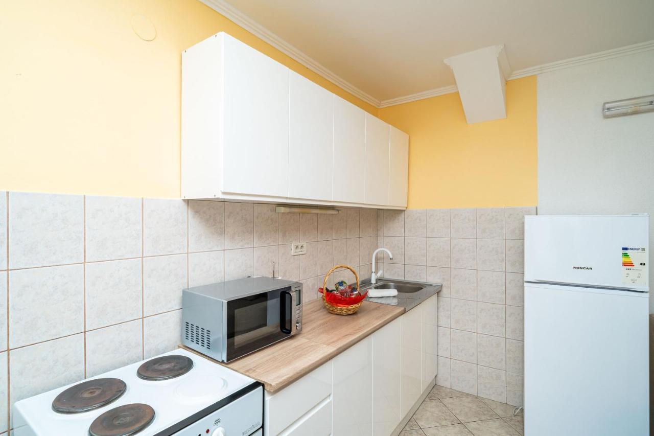 Apartmani Niki Zvekovica 챠브타트 외부 사진