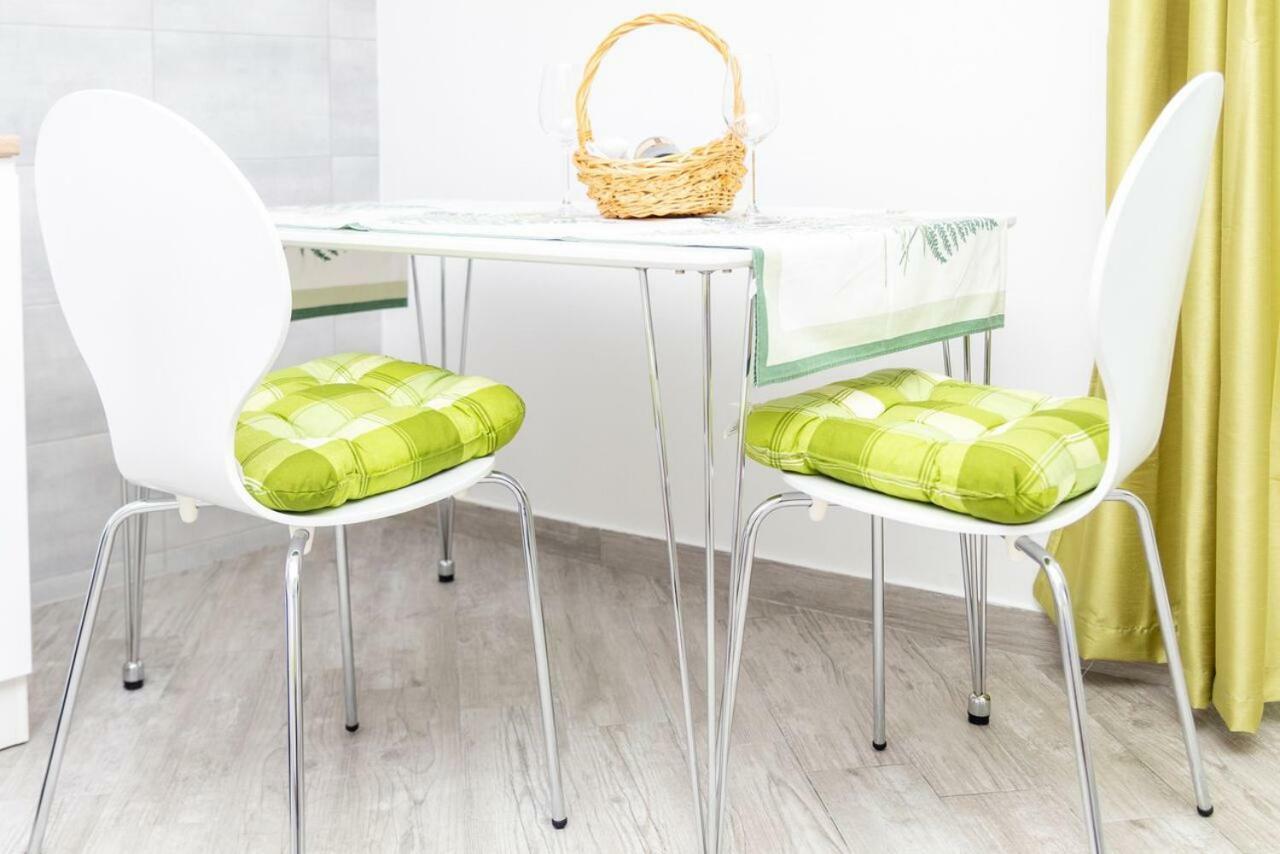 Apartmani Niki Zvekovica 챠브타트 외부 사진